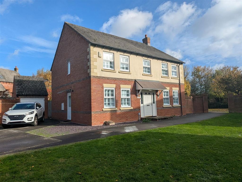 Property photo 1 of 24 1N Front.Jpg