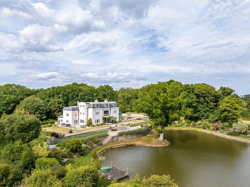 Property photo 3 of 20 Picture No. 01