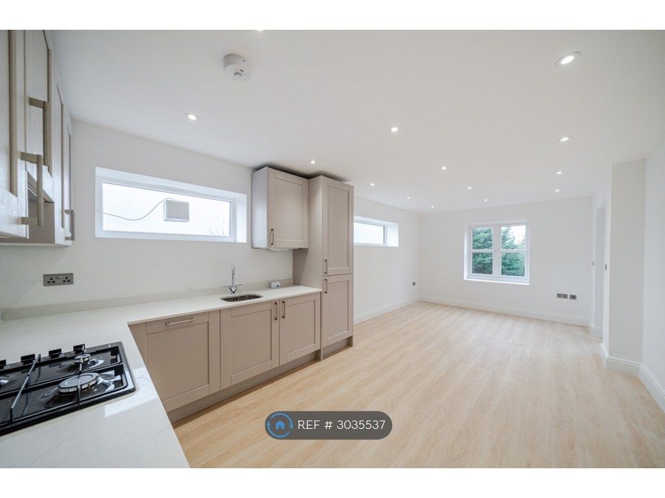 Property photo 1 of 11 Open Plan Lounge And Kitchen