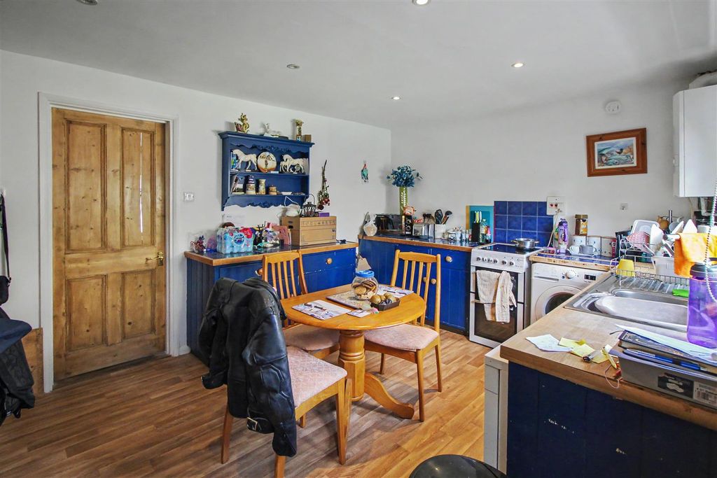 Property photo 3 of 14 Img_7038.Jpg