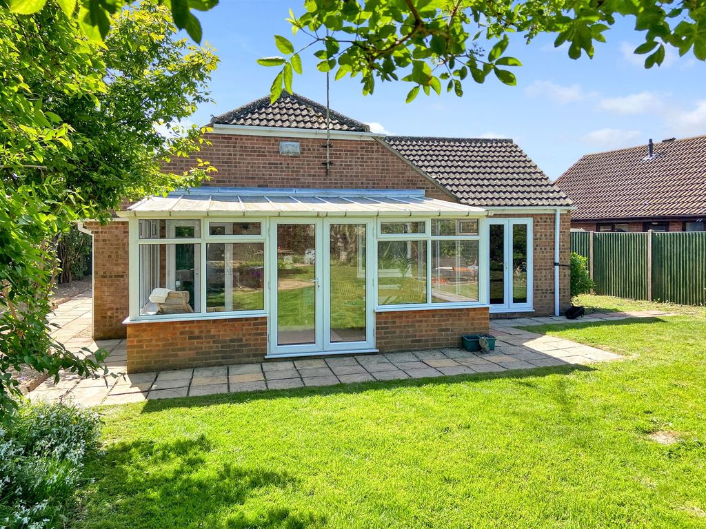 Property photo 2 of 23