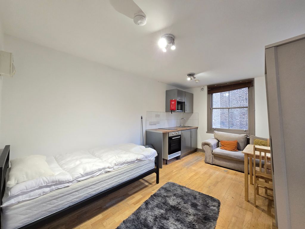 Property photo 1 of 4