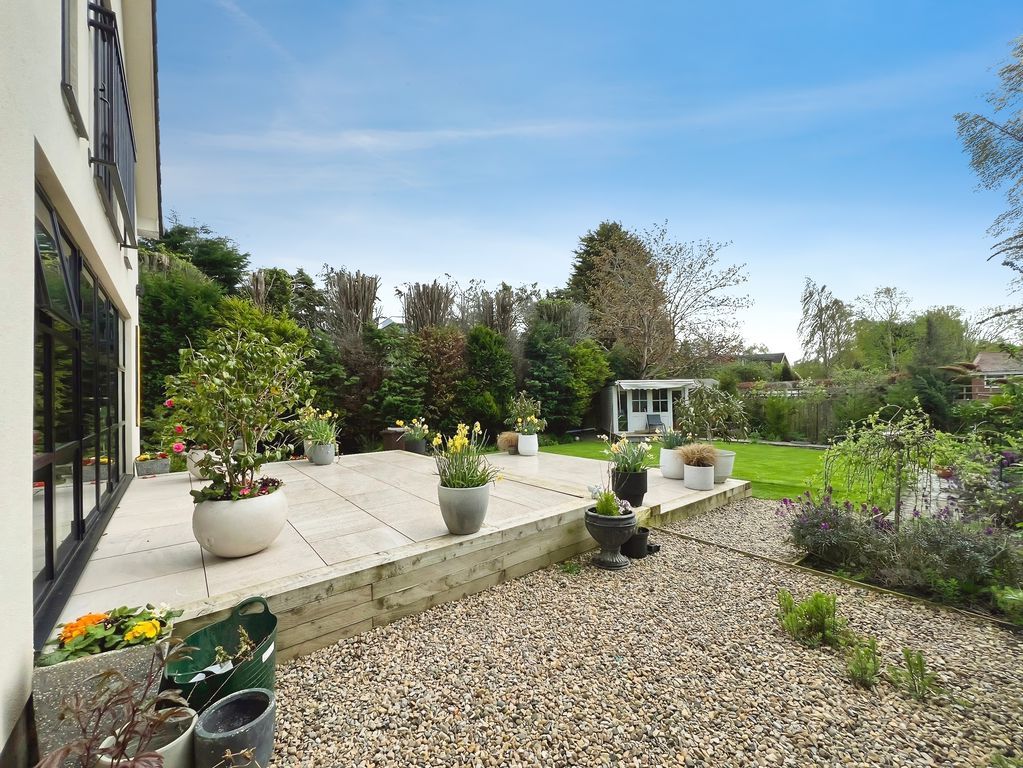 Property photo 2 of 31 Photo 35