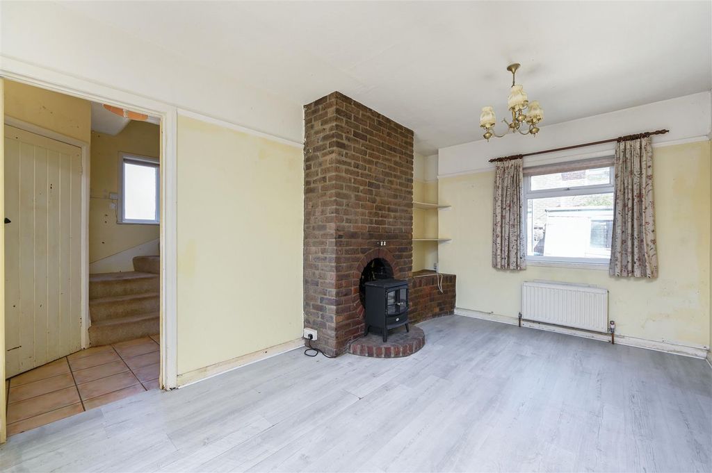 Property photo 2 of 15 The Twitten (14).Jpg