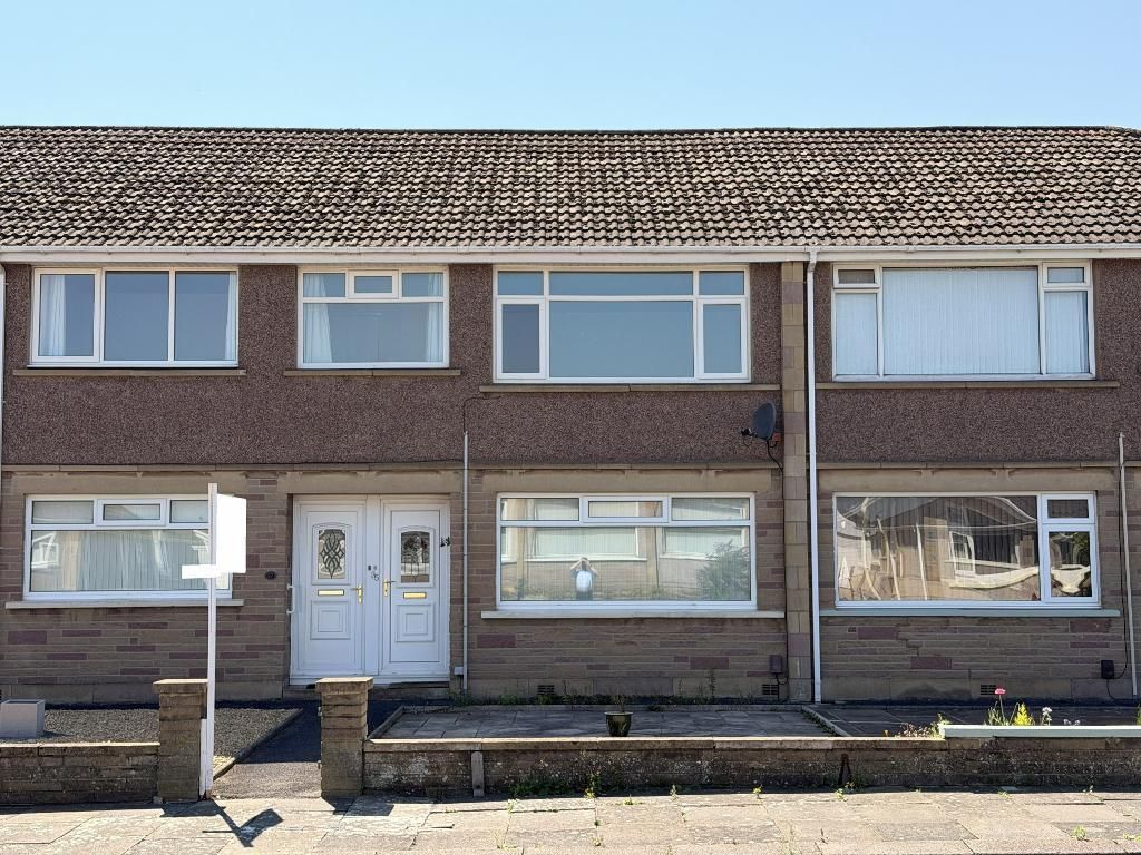 Property photo 1 of 16 External