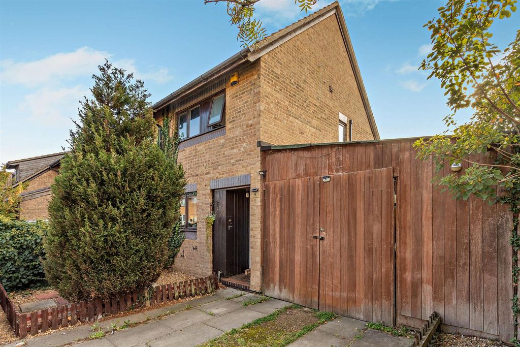 Property photo 1 of 10
