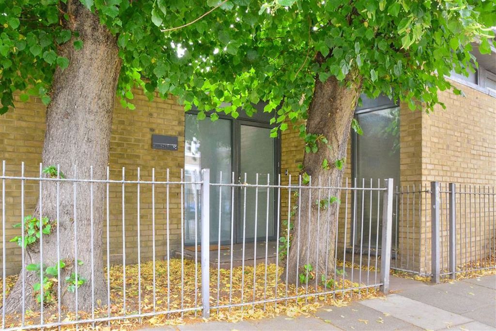 Property photo 1 of 9