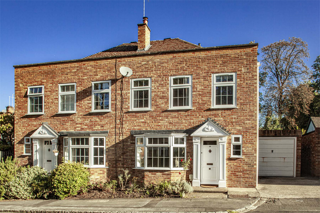 Property photo 1 of 19