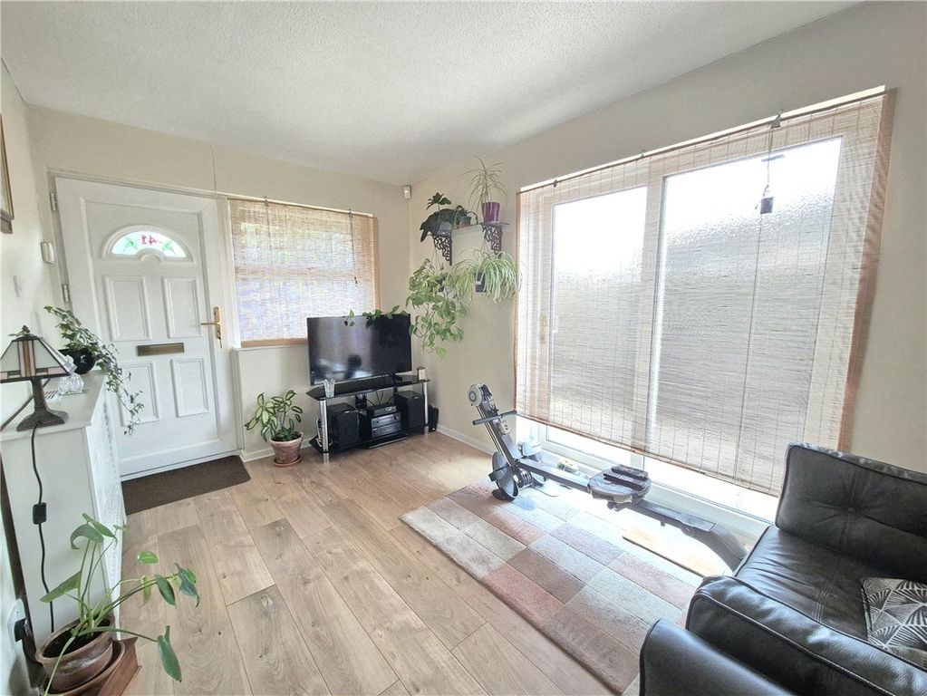 Property photo 2 of 11 Picture No. 02