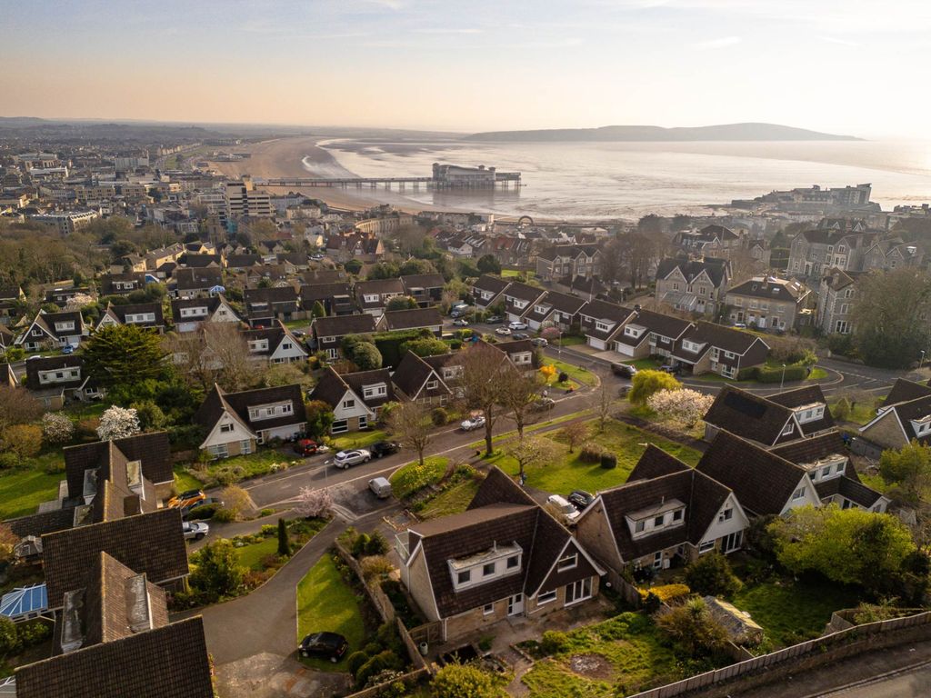 Property photo 3 of 25