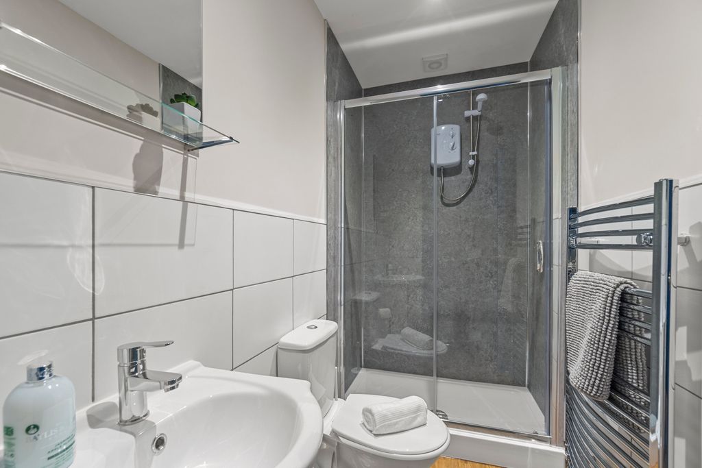 Property photo 3 of 8 0026