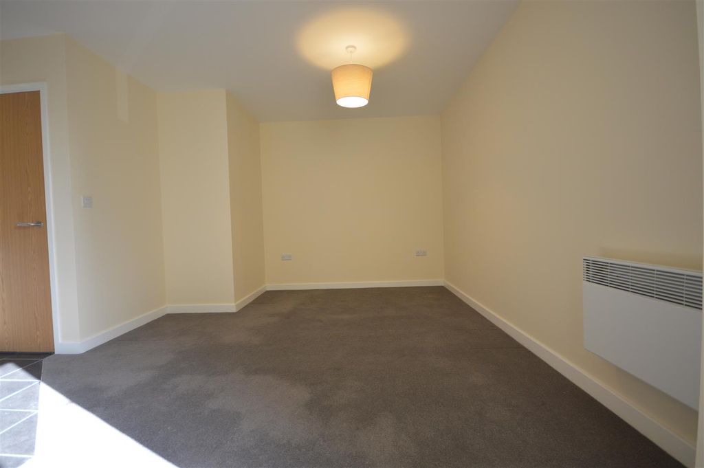 Property photo 3 of 4 Bedroom