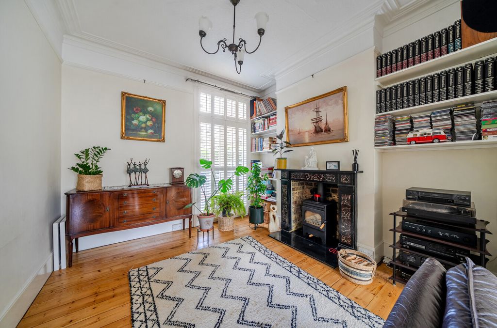 Property photo 3 of 22 1-6A32A8B42714E-1...