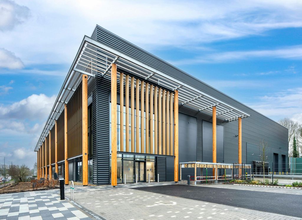 Property photo 1 of 16 20250115Parkway57Edit.Jpg