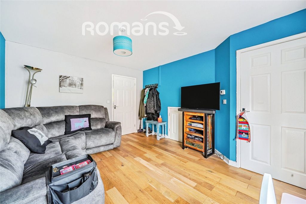 Property photo 2 of 15 Picture No. 28