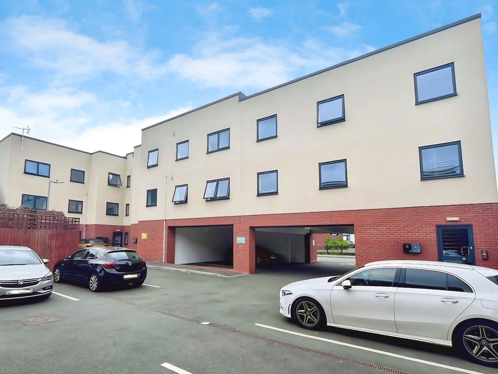 Property photo 1 of 8 Pbox-Img.Jpg