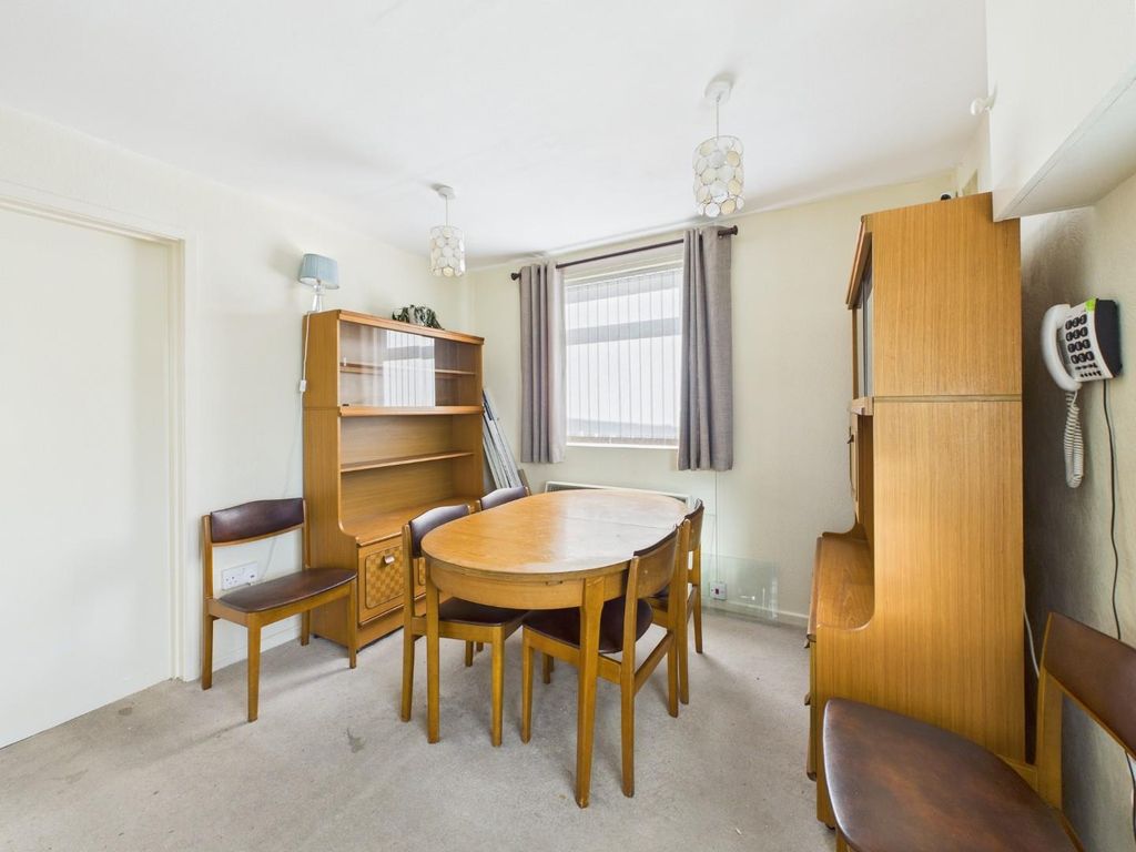 Property photo 2 of 13 Cam04899G0-Pr0236-Still001.Jpg