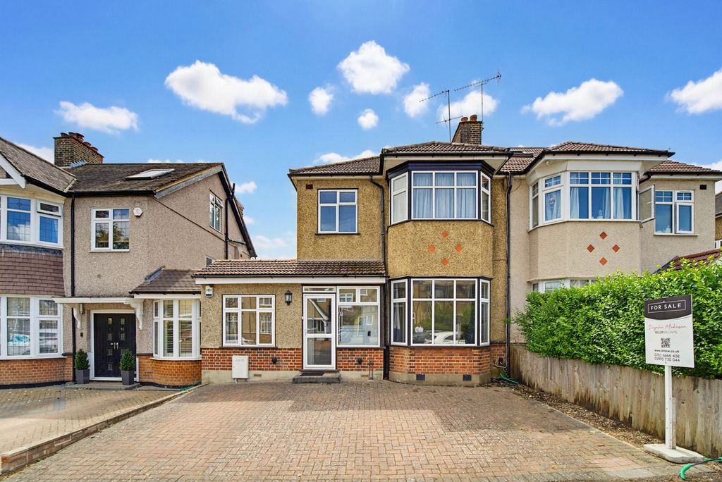 Property photo 1 of 27