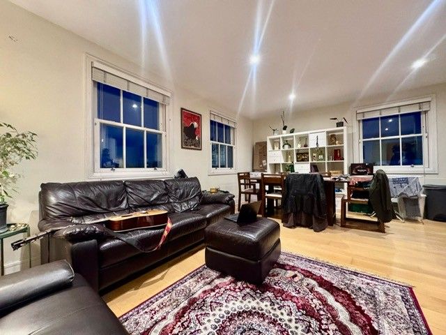 Property photo 2 of 10 l1