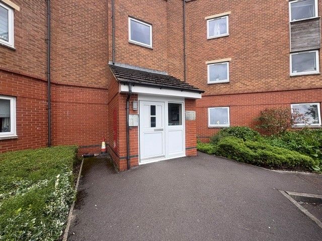 Property photo 1 of 6