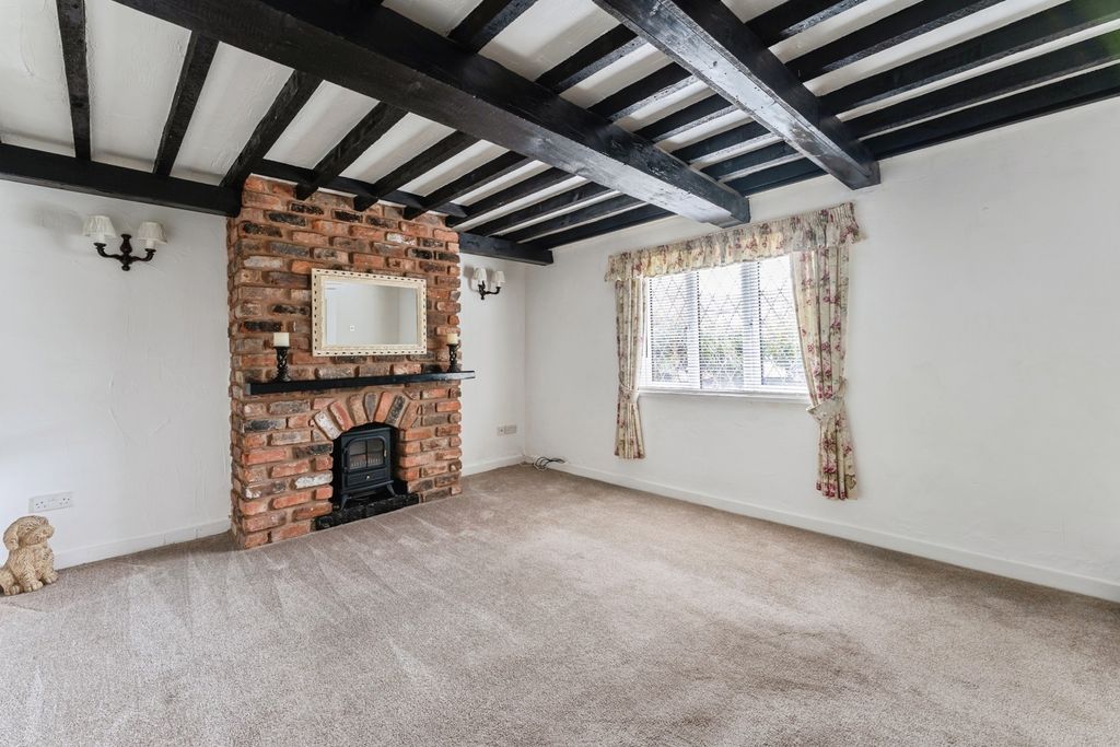 Property photo 2 of 16 Photo