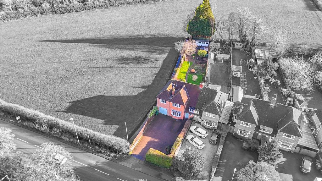 Property photo 2 of 29