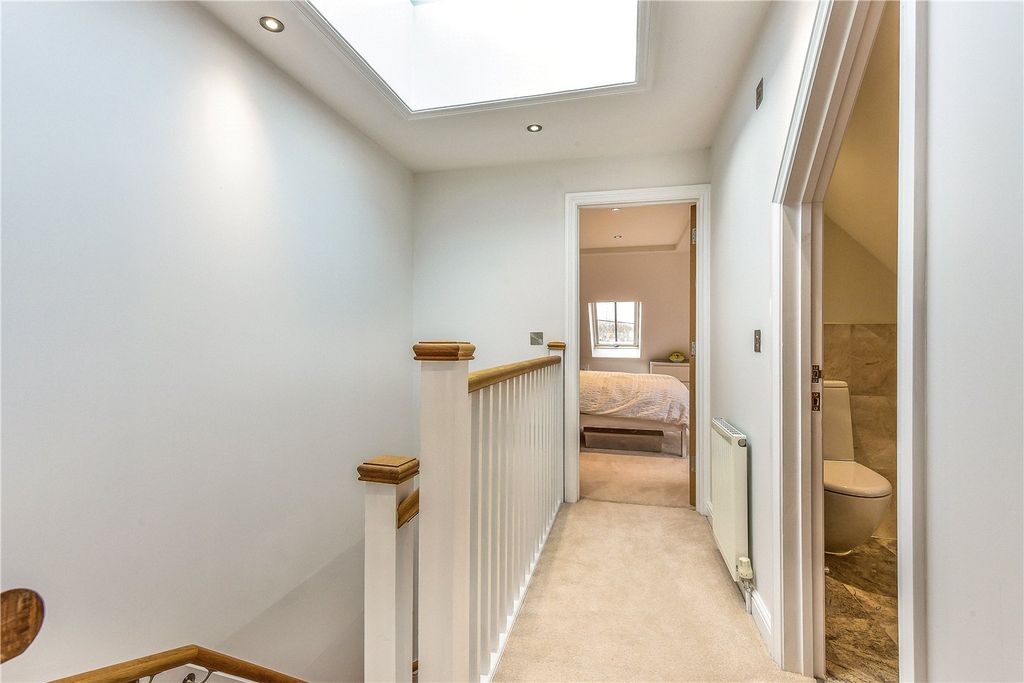 Additional image 15 of 4 bed semi-detached house for saleForest Road, Liss, Hampshire GU33
