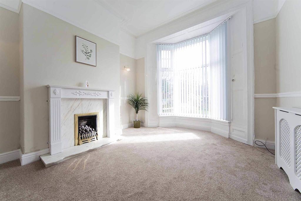 Property photo 2 of 25