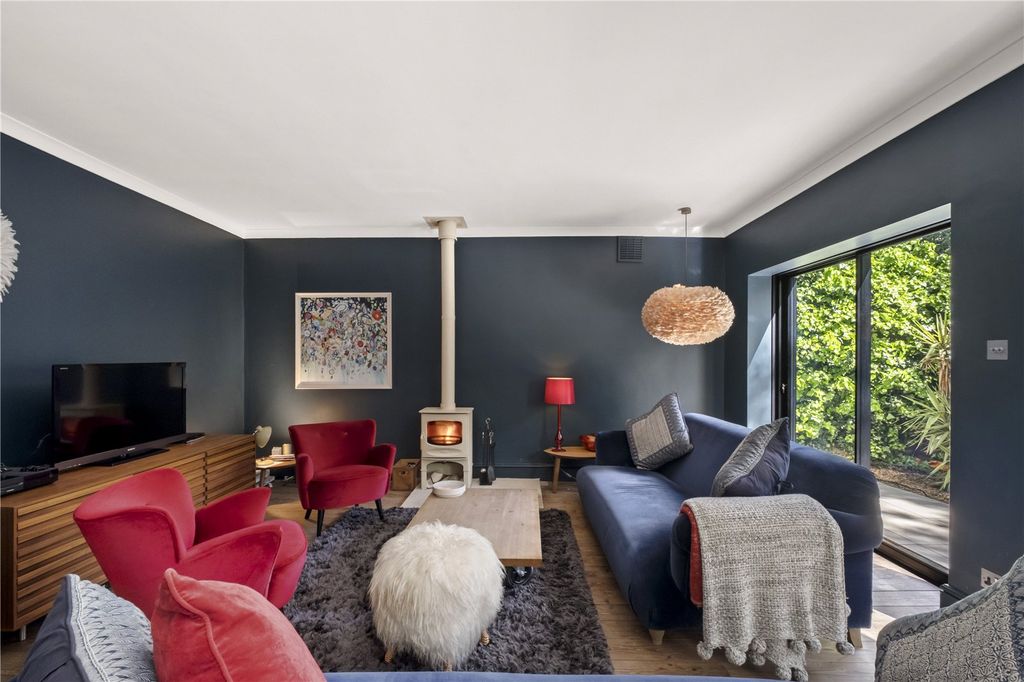 Property photo 2 of 15 Receptiom Room