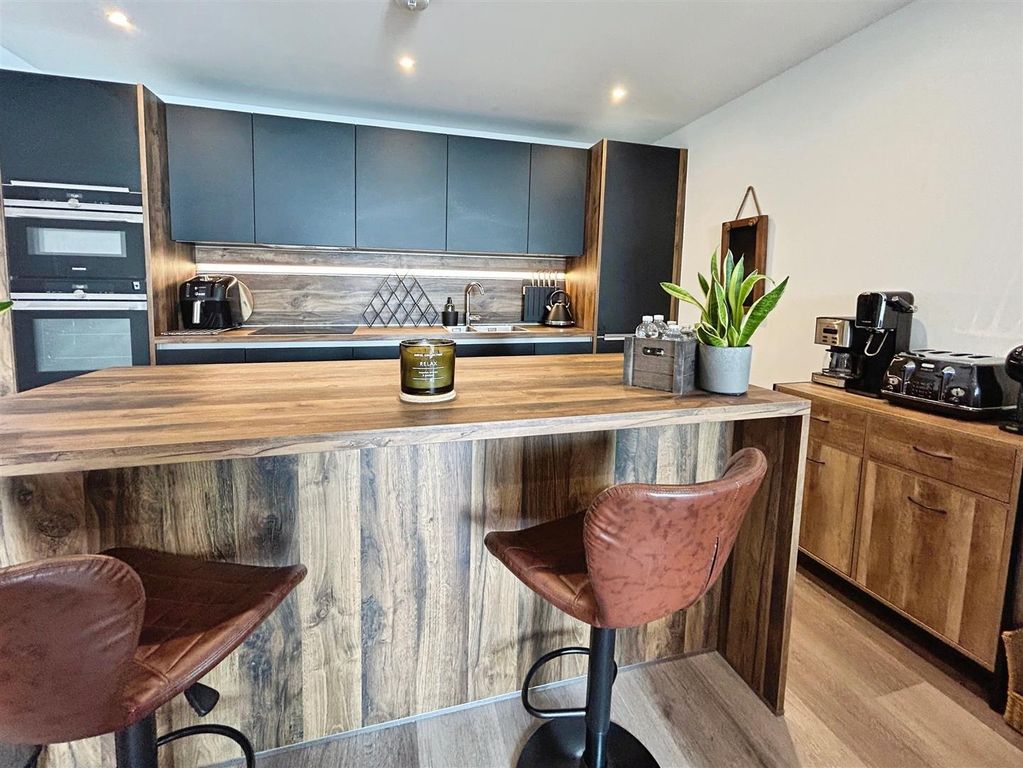 Additional image 8 of 2 bed flat for saleThe Sail, 2 Beach Drive, Ramsgate CT11