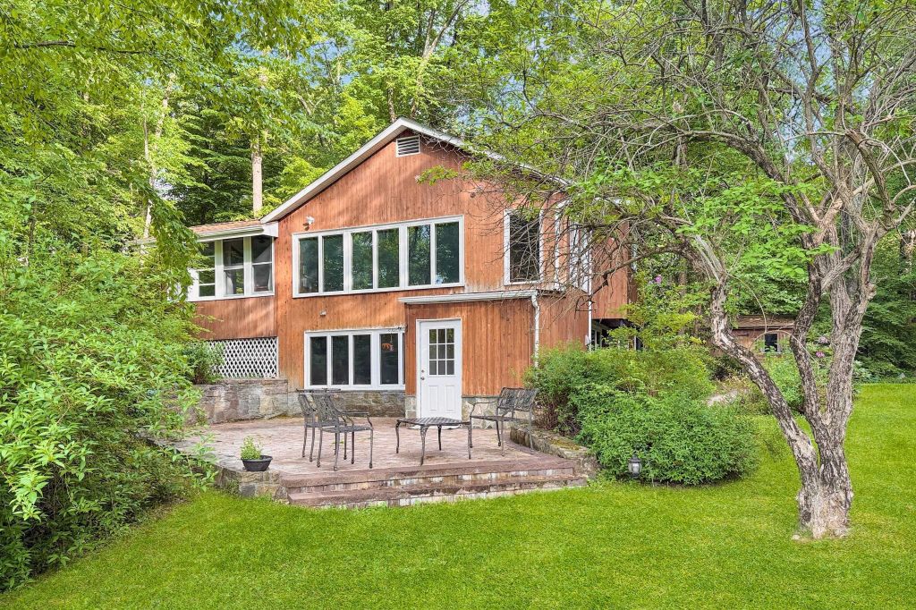 Property photo 1 of 30