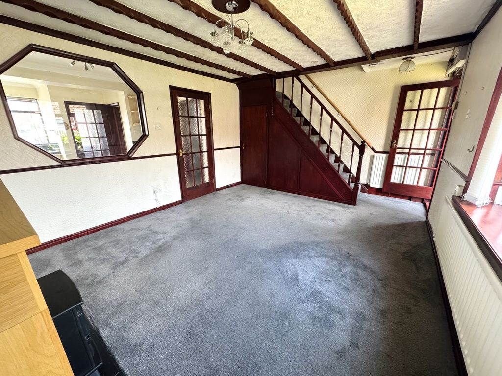 Property photo 3 of 16 Img_3148