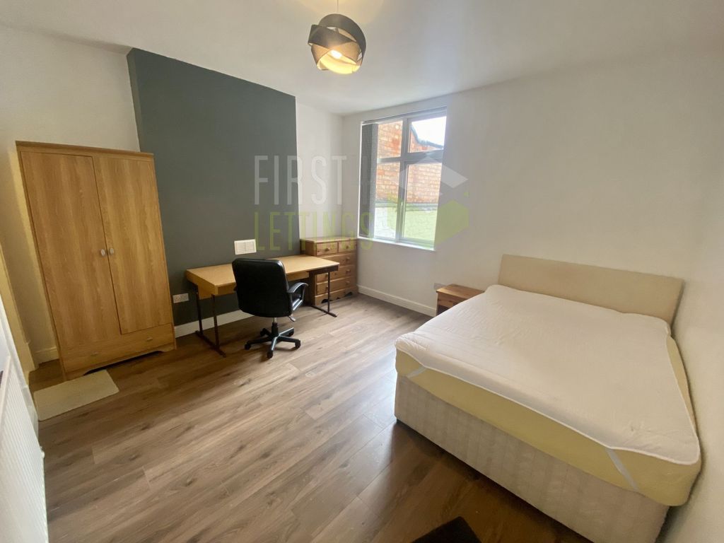 Property photo 3 of 15 Bedroom