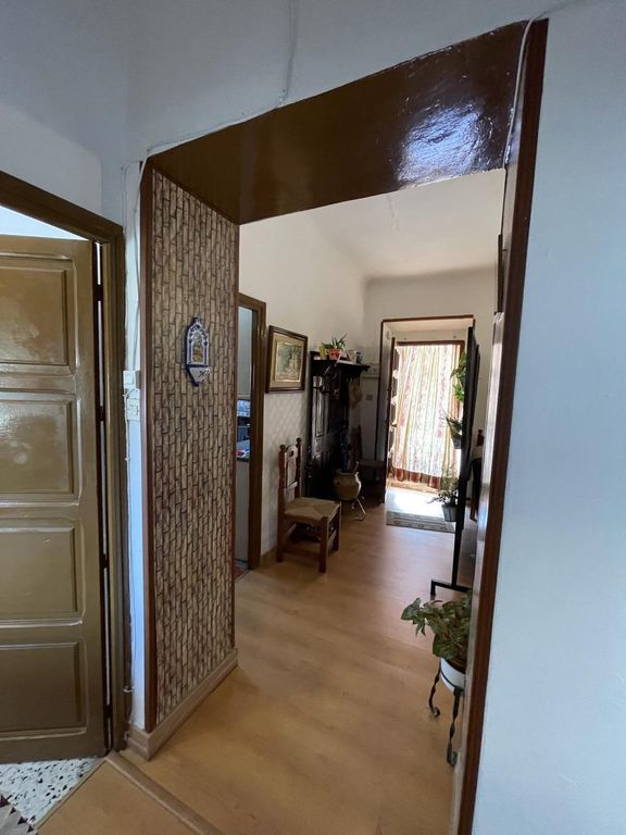 Property photo 2 of 45
