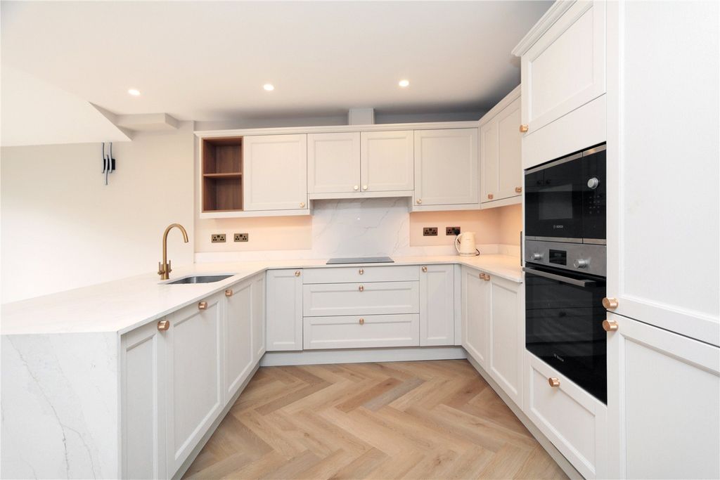 Property photo 3 of 15 Picture No. 35