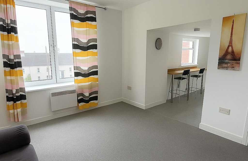 Property photo 1 of 5