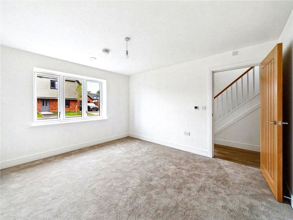 Property photo 3 of 9 Picture No. 35