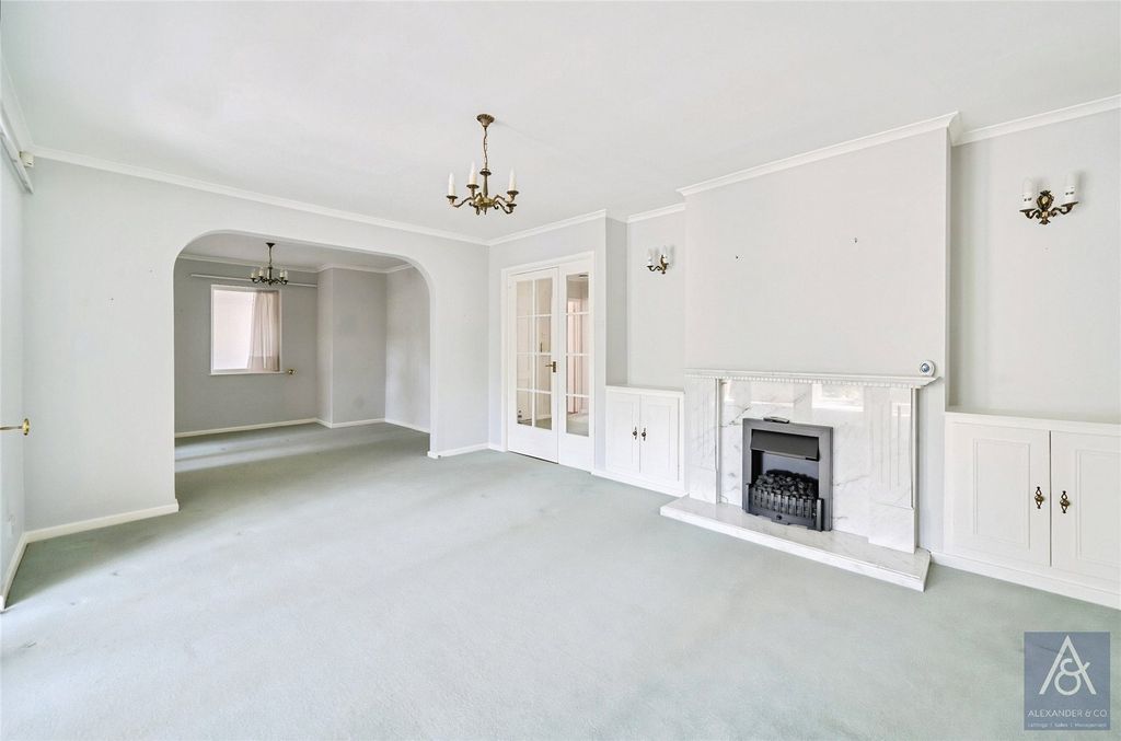 Property photo 2 of 22 Picture No. 24