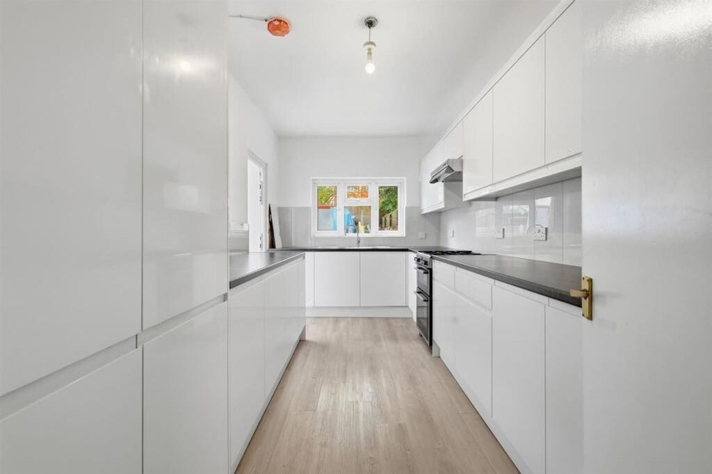 Property photo 1 of 26
