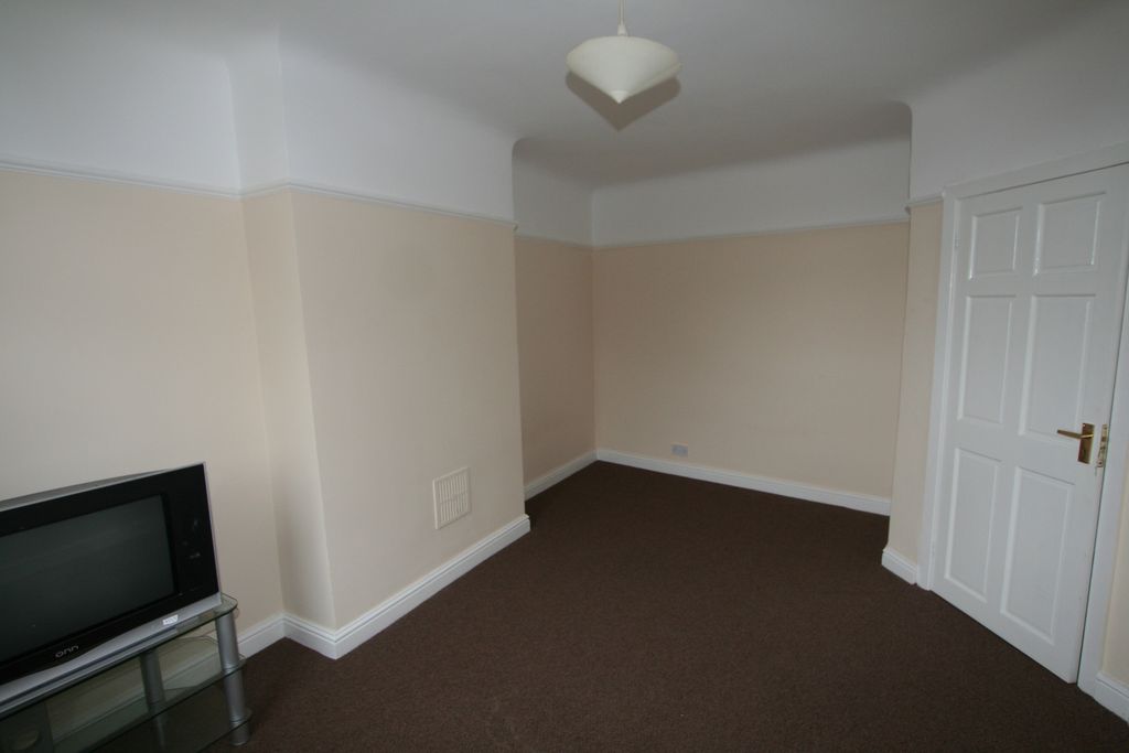 Property photo 2 of 8 Not Specified