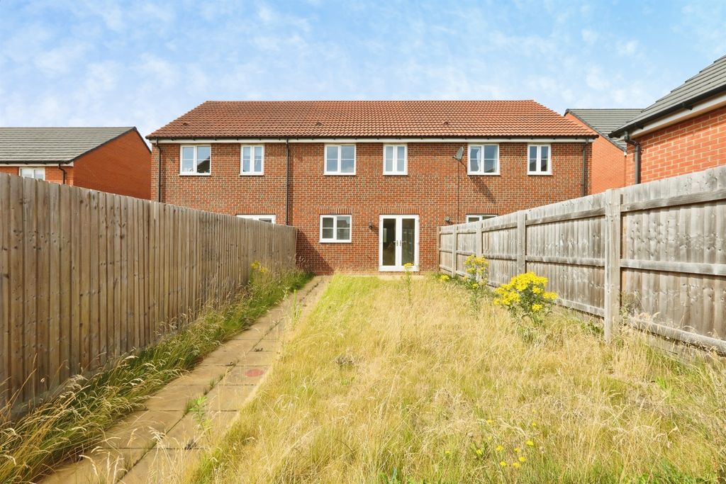 Property photo 3 of 15