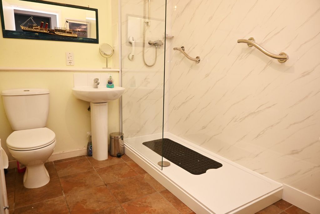 Additional image 16 of 2 bed flat for sale12 Tigh-Na-Cladach, Dunoon, Argyll And Bute PA23