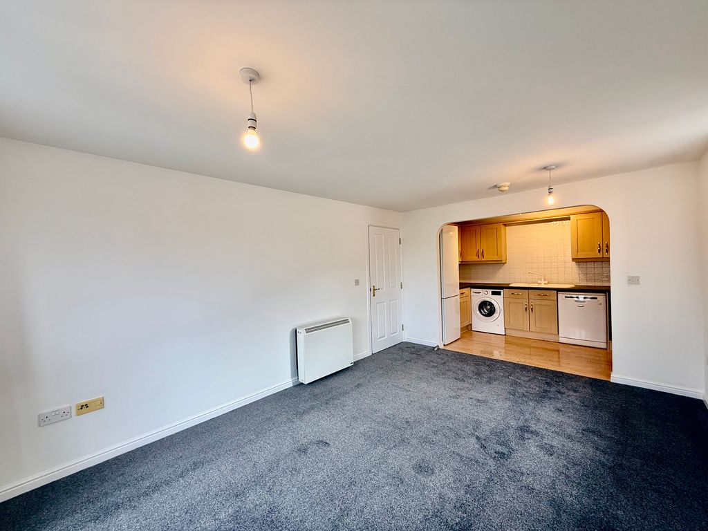 Property photo 3 of 9 Image