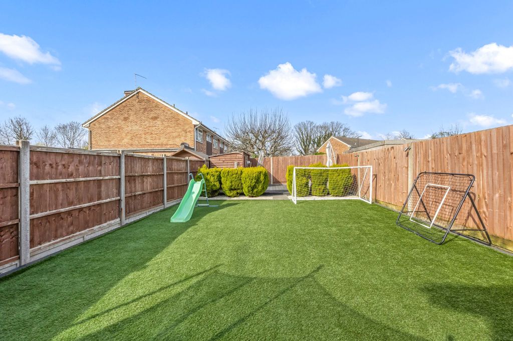 Property photo 3 of 17