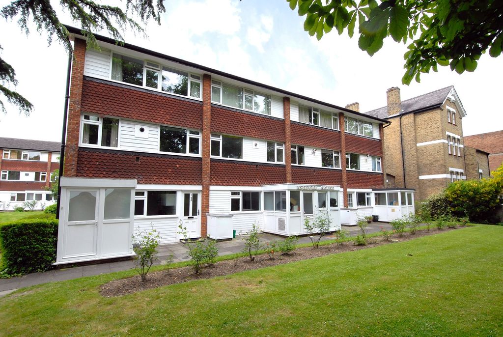 Property photo 1 of 5