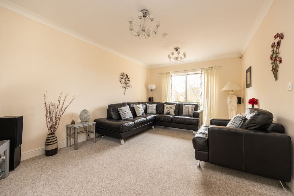 Property photo 2 of 33 Property Image 2