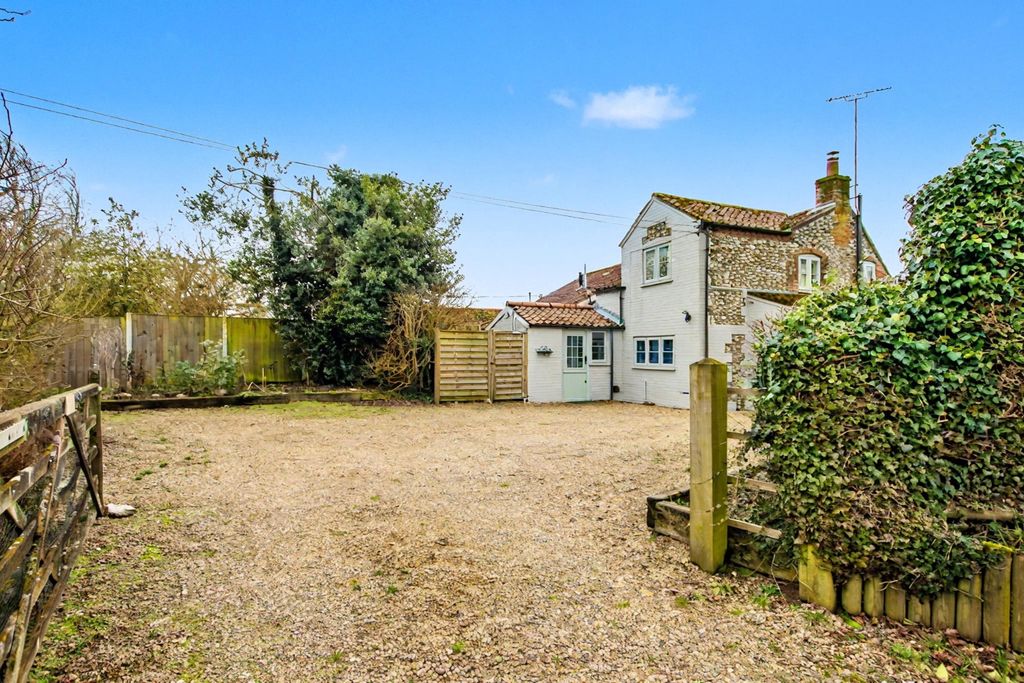 Property photo 1 of 23 4913380