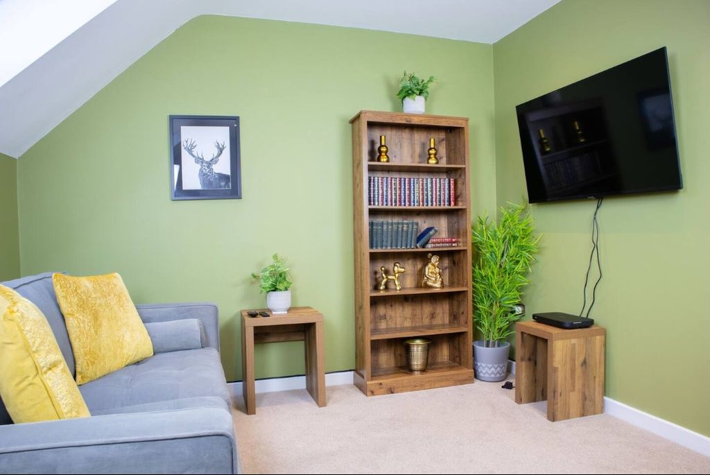 Property photo 2 of 5 Living Room