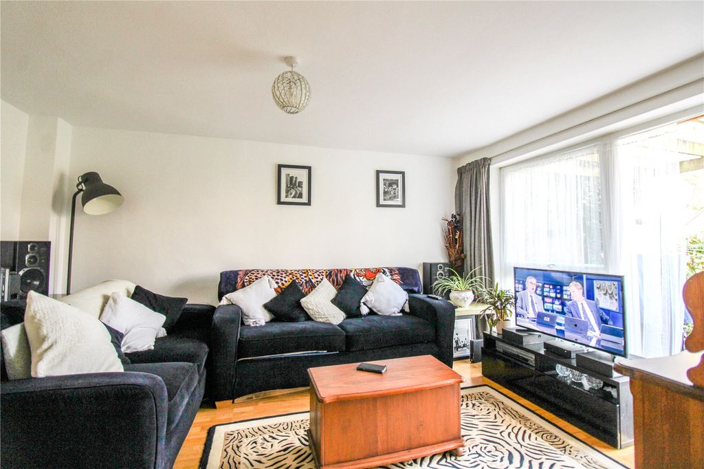 Property photo 3 of 10 Picture No. 03