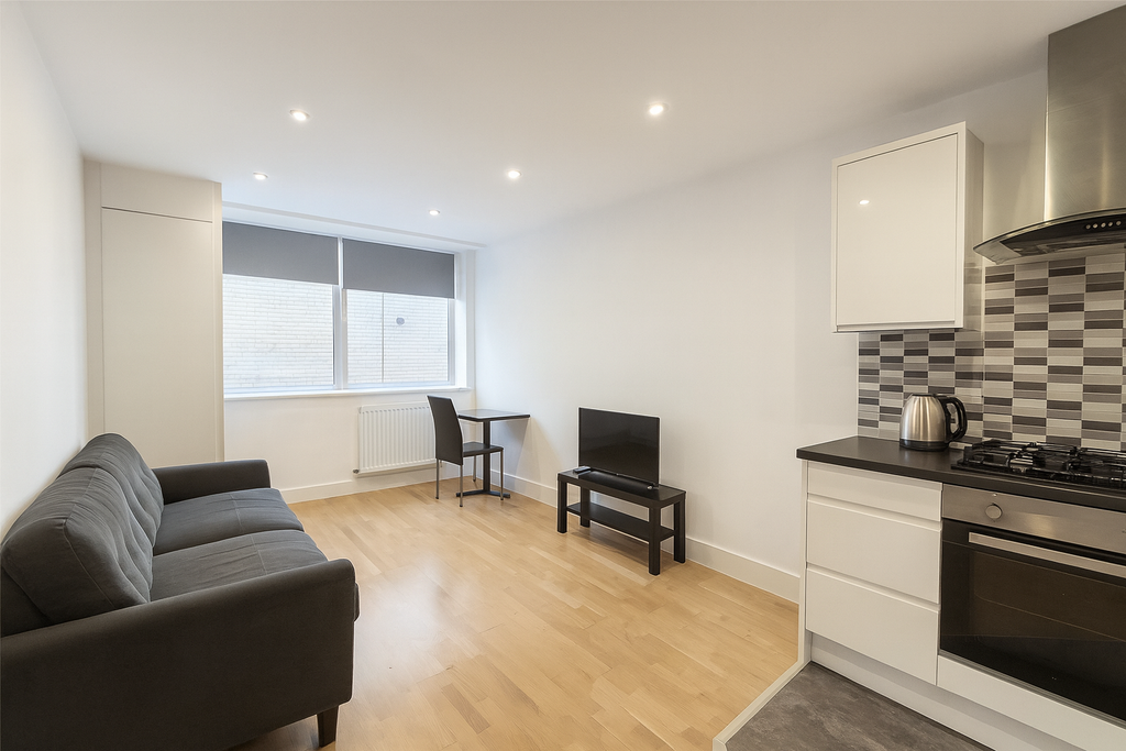 Property photo 1 of 5